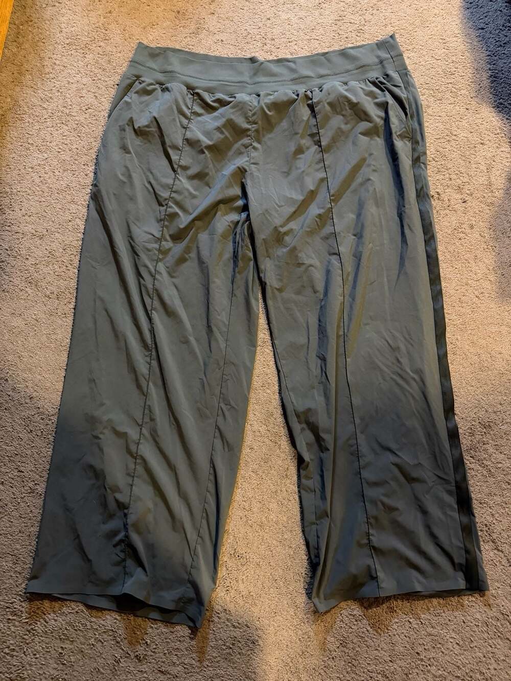 Athleta Nolita Wide Leg Pants Olive Green Size 26